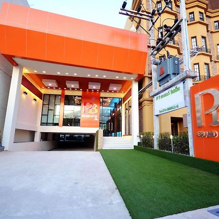 Pb Grand Hotel Хатъяй Экстерьер фото