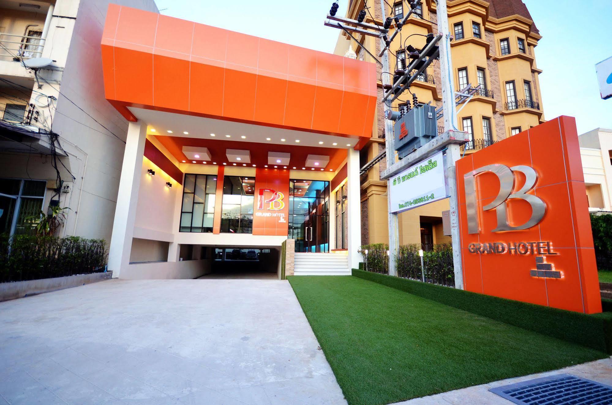 Pb Grand Hotel Хатъяй Экстерьер фото